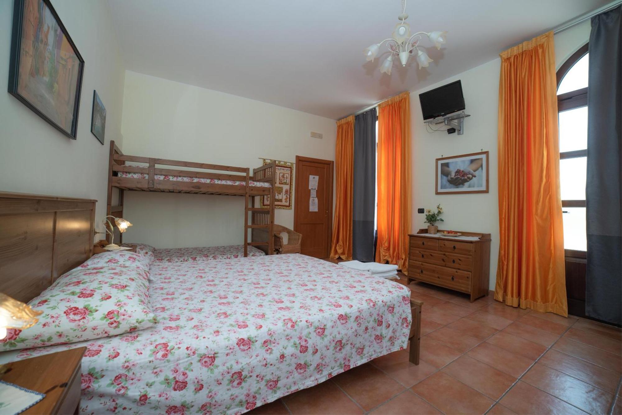 Agriturismo Fiori D'Arancio Palagiano Luaran gambar