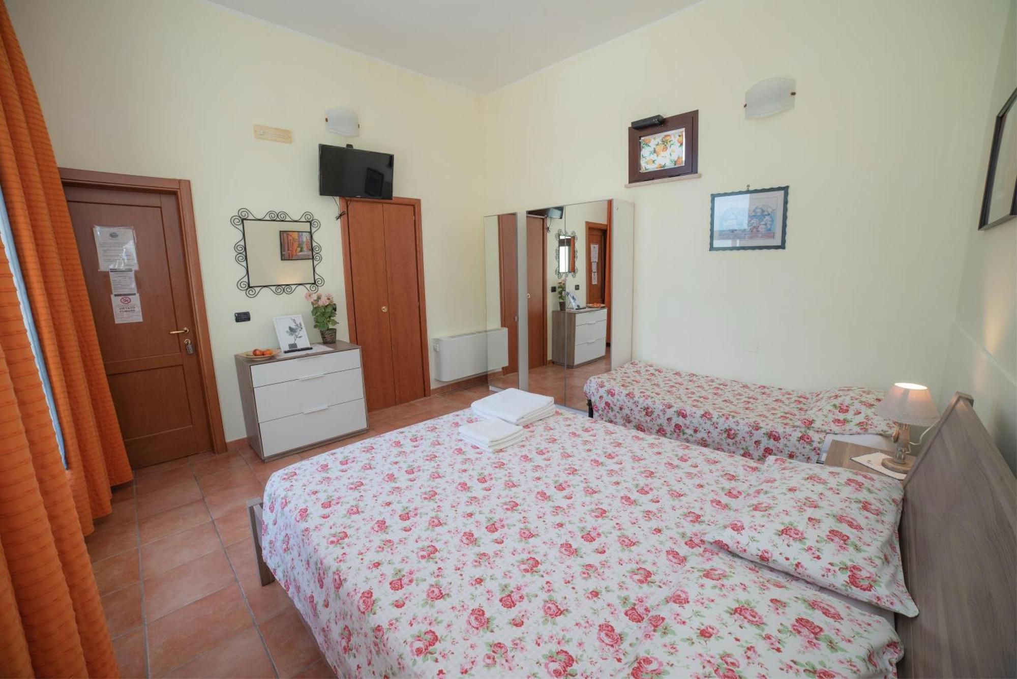Agriturismo Fiori D'Arancio Palagiano Luaran gambar