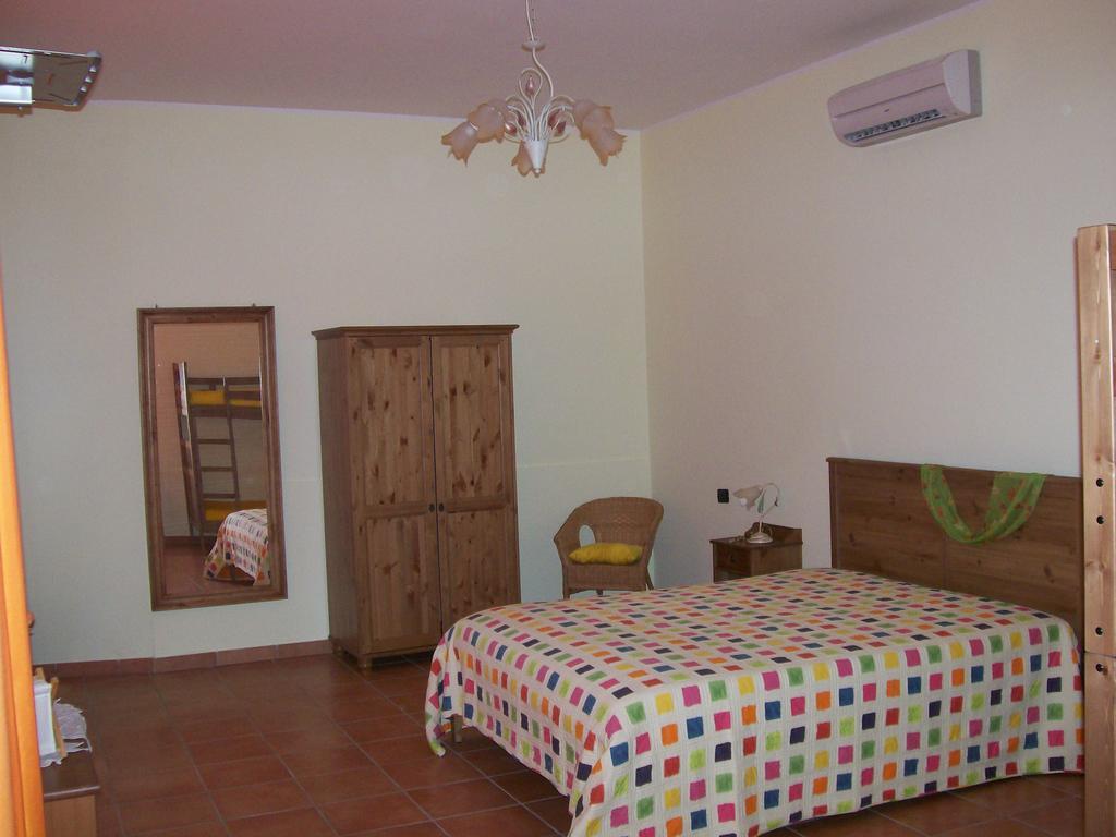 Agriturismo Fiori D'Arancio Palagiano Bilik gambar